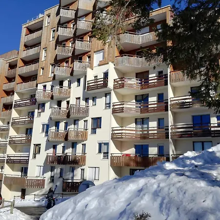 2 Pieces Au Pied Des Pistes Avec Balcon Et Cuisine Equipee - Fr-1-557-110 * Les Adrets
